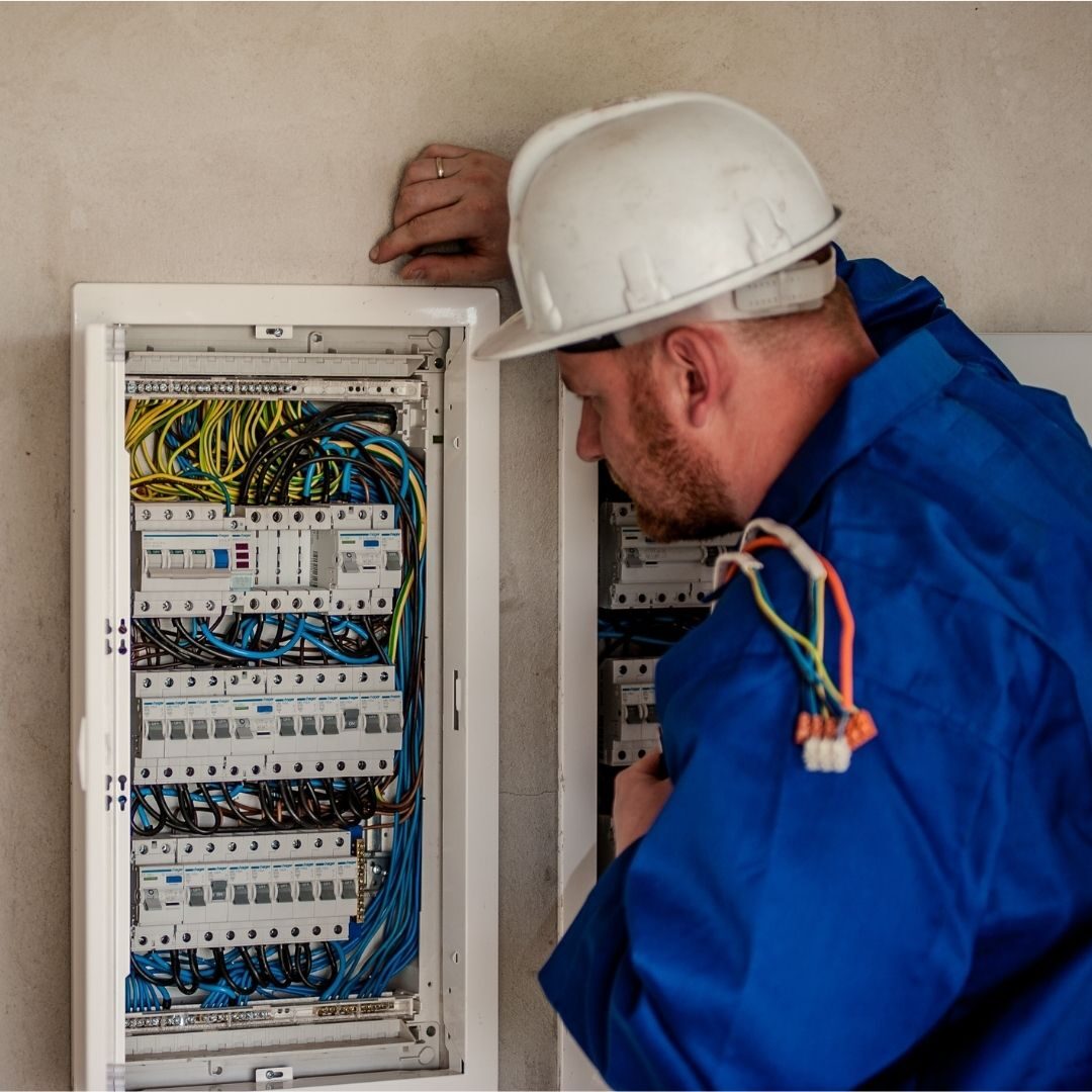 Electricians In Stone Oak, Texas